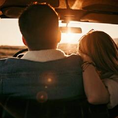 Her demand before their first kiss! (Joke of the Day) - Steve & Gina in the Morning Podcast