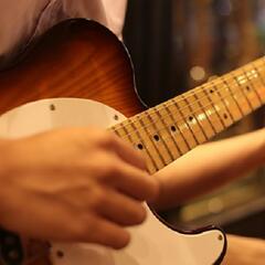 (Smile File) 16-year-old guitar players gets the surprise of a lifetime! - Steve & Gina in the Morning Podcast