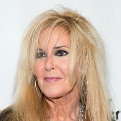Lita Ford On the Runaways, Ozzy & Her Mom and DAVID BOWIE! - Stuck & Gunner