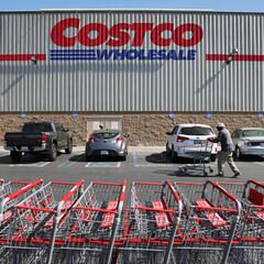 (Joke of the Day) Gina's husband loses her in Costco! - Steve & Gina in the Morning Podcast