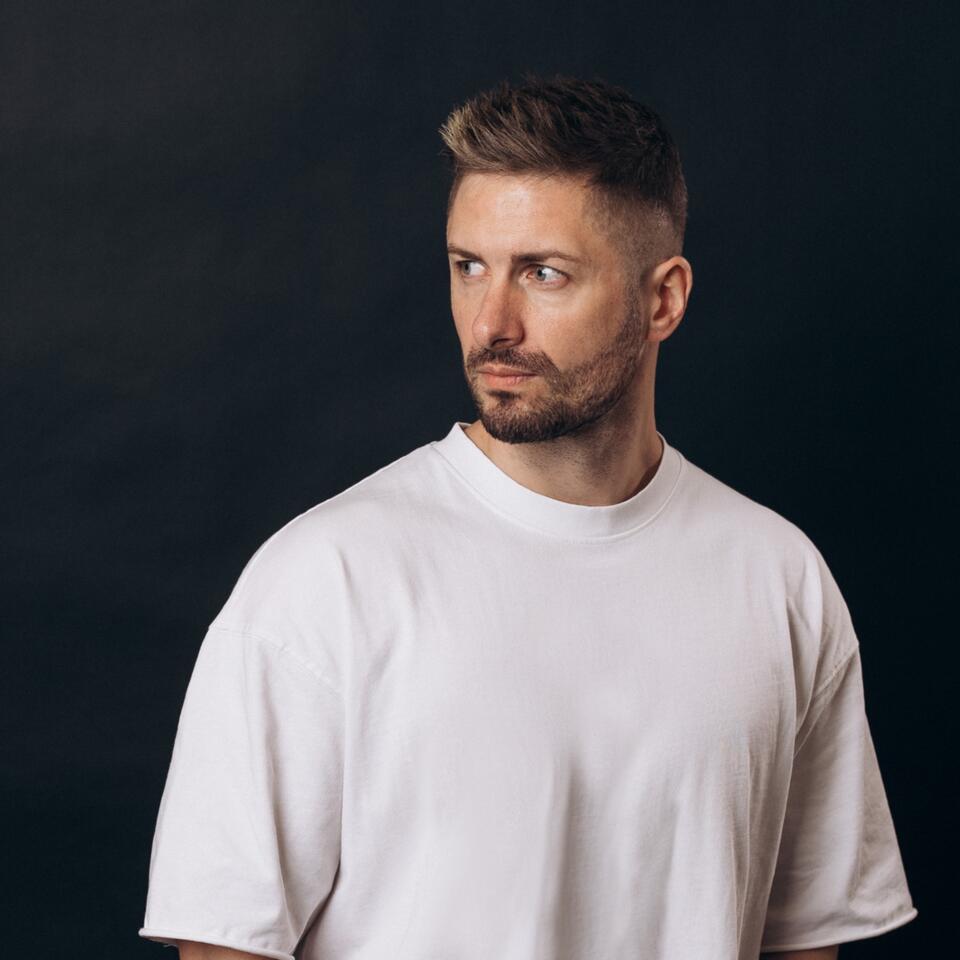 Deep Moments Radio Show