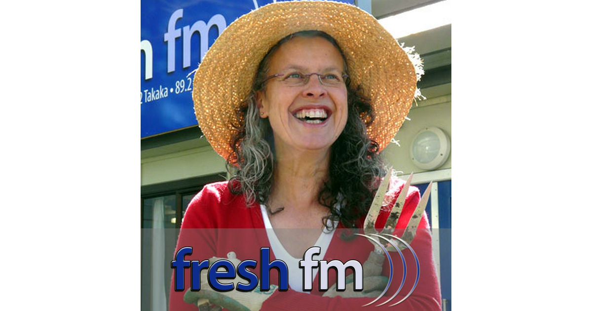 Green Thumbs and Dirty Fingers iHeart