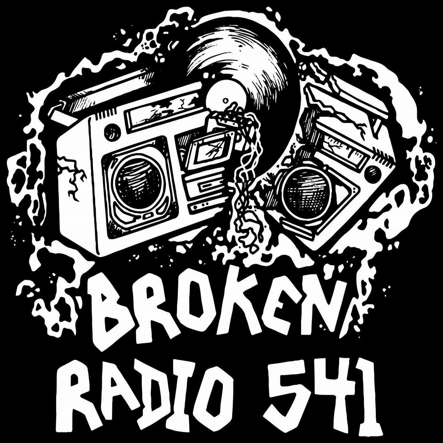 The radio. Broken Radio. Попади на радио арт. Broken Radio no. 1. Broken Radio photo.