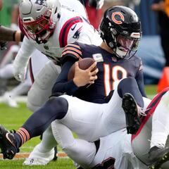 It's Bear Hunting Season In Chicago - CzabeCast