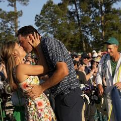 The Scheffler Shuffle Walks With Green Jacket - CzabeCast