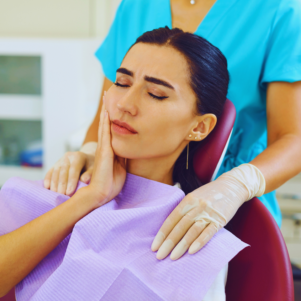 How to Spot a Root Canal Infection at Home