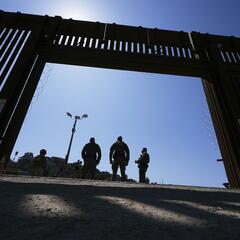 The Trump Administration's Border Policies And The Potential Effects Of Tariffs - The Fox News Rundown
