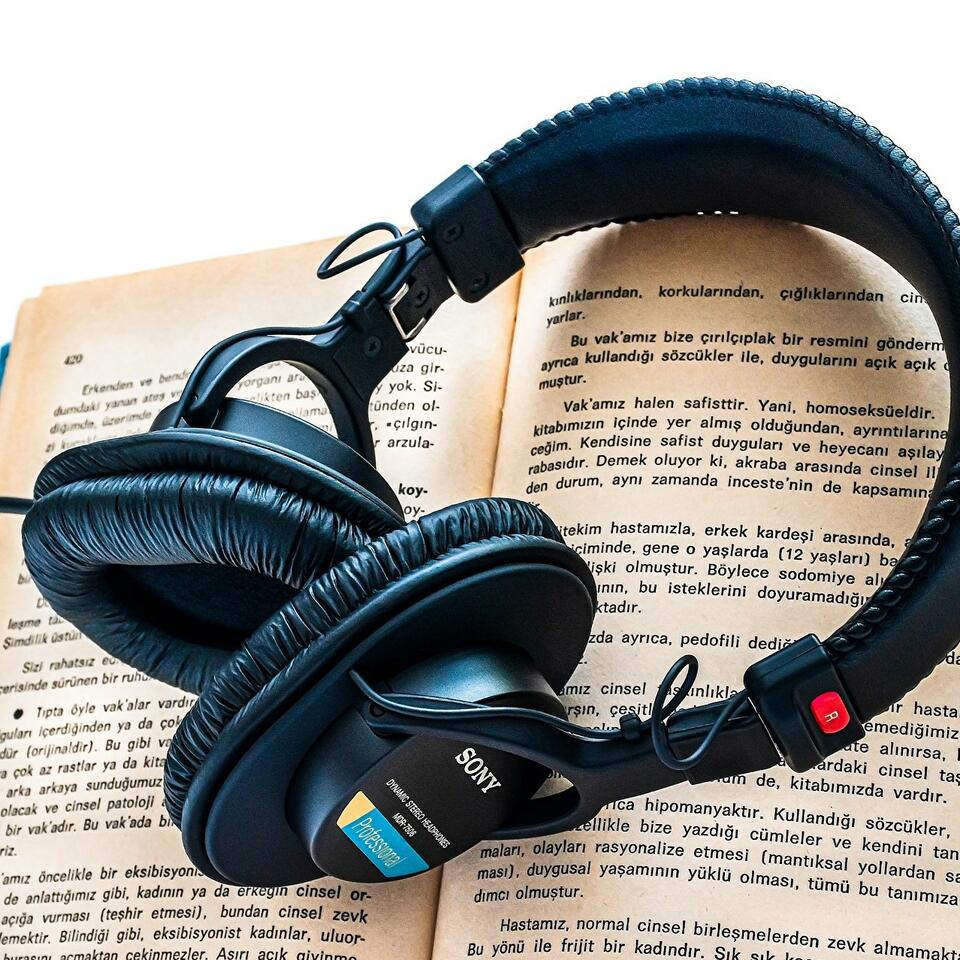 Read To Me