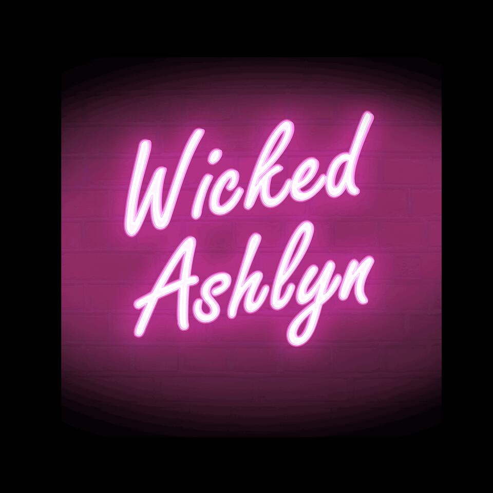 Wicked Ashlyn : Queen of Fetish