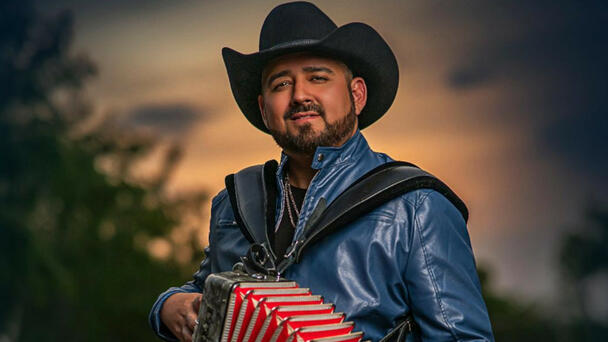 Lucky Joe Releases First-Ever Christmas Single ‘Fiesta Navidad’