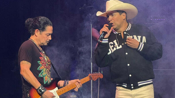 Bobby Pulido Conquers Selena Auditorium in Corpus Christi on Last Dates of 