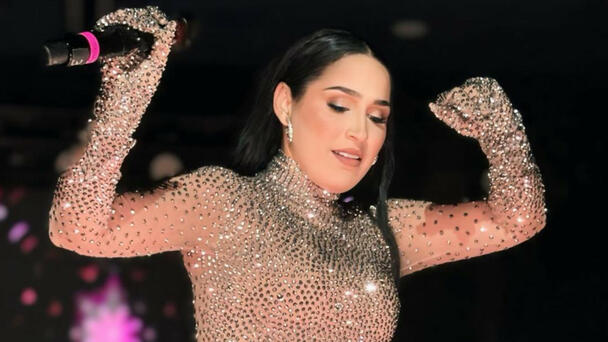 Jennifer Peña Readies for El Camino Tour with Rehearsal Videos