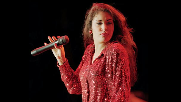 Selena y Los Dinos Documentary Premieres on Netflix, Offering the Most Inti