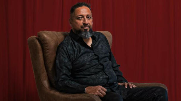 Mike Gonzalez And The Iconiczz Deliver Radio Release of ‘Siempre Te Cuidaré