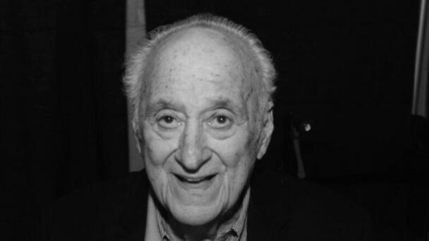 Jerry Adler, Sopranos Star, Dead at 96
