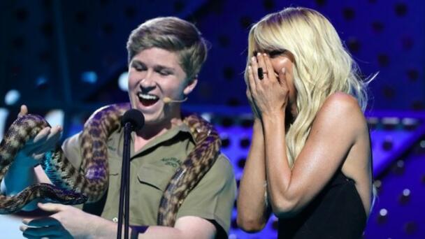 Robert Irwin’s Wild Dating Tactic!
