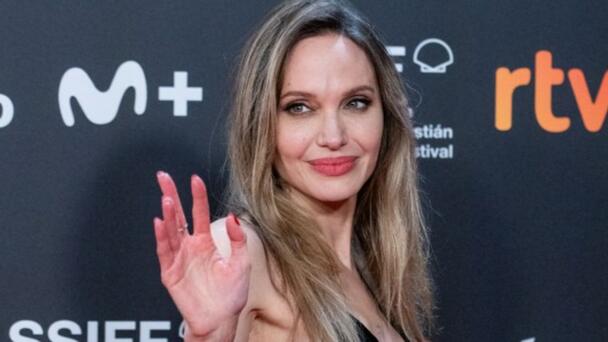 Angelina Jolie Opens Up About the Emotional Challenges of Her Divorce from 