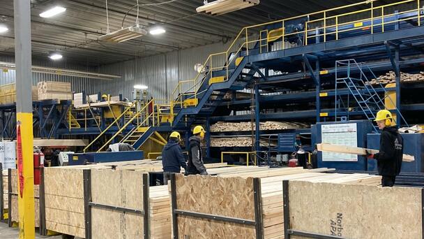 Quebec lumber mill closing temporarily due to U.S. tariffs