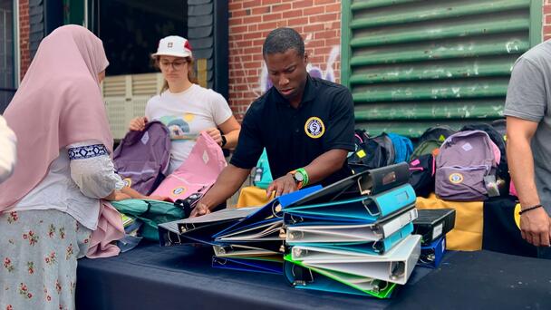 Montrealer see rising demand for back-to-school assistance as costs climb