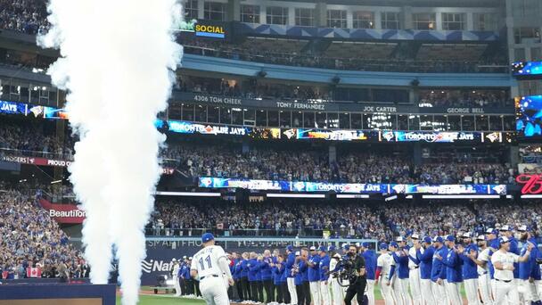 Blue Jays infielder Bichette gets start for Game 3 of World Series against 
