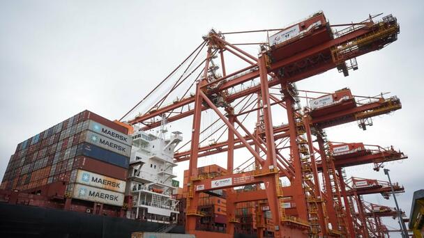 Statistics Canada says merchandise trade deficit $6.3 billion in August