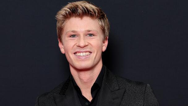 Robert Irwin Apologises for “Dine and Dash” at Popular Restaurant