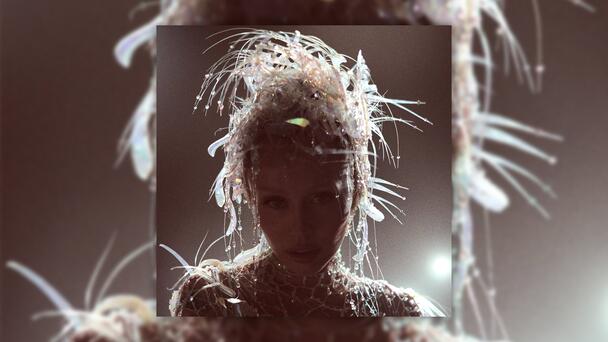 Miley Cyrus Drops Trailer For New Visual Album ‘Something Beautiful’