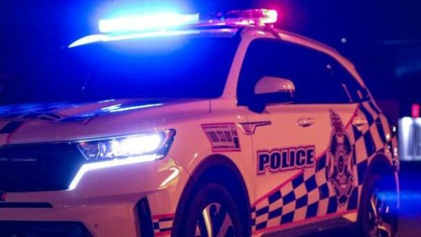 Teen driver allegedly drunk behind the wheel after M1 Gold Coast crash