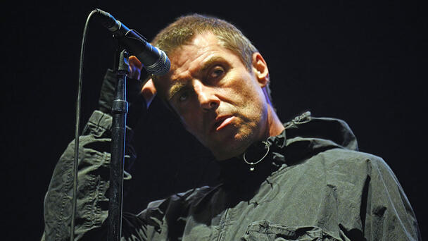 Oasis Frontman Liam Gallagher Apologizes For Tweeting Asian Slur