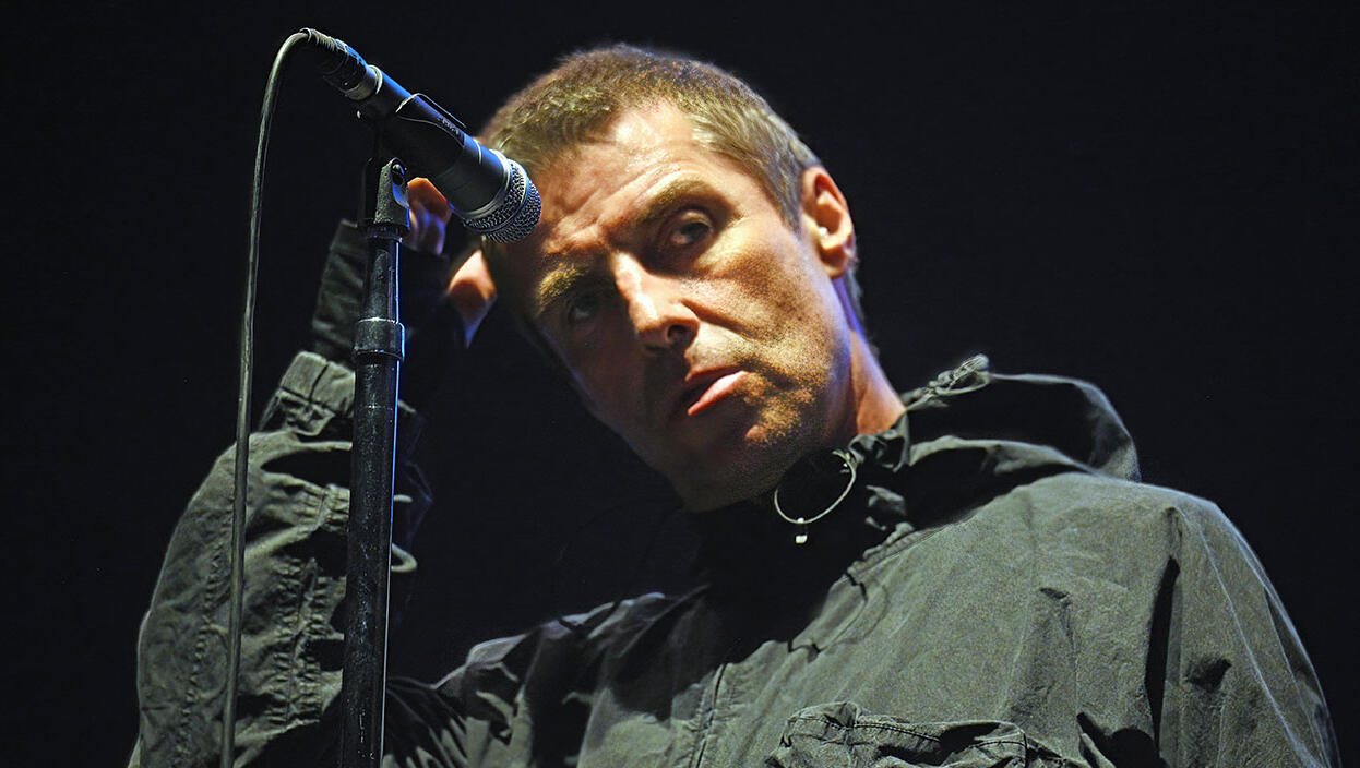 Oasis Frontman Liam Gallagher Apologizes For Tweeting Asian Slur