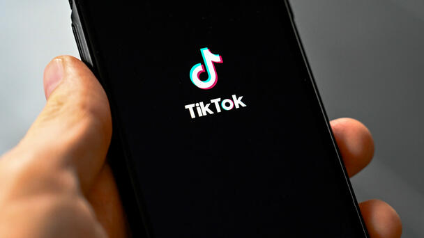 Peter Lewis: Asia business correspondent on Trump's Tiktok deal with China