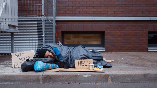 Trump plans to move homeless 'far' from Washington amid false crime claims