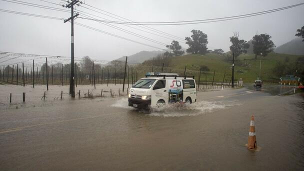 Severe weather set to ease across New Zealand, clean-up efforts begin