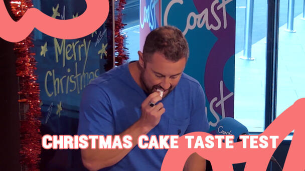 Cheap vs expensive Christmas cake taste test