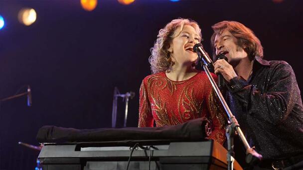 Hugh Jackman and Kate Hudson star in Neil Diamond-themed film, 'Song Sung B