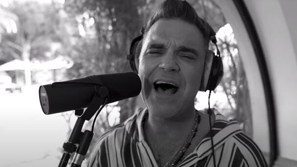 Robbie Williams releases poignant brand new orchestral song 'Lost'