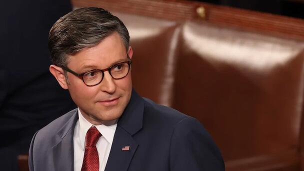 House Democrats cave, vote for GOP bill to end record-breaking shutdown