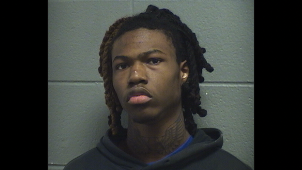 'I'll blow your head off': Carjacking victim threatened crook after turning