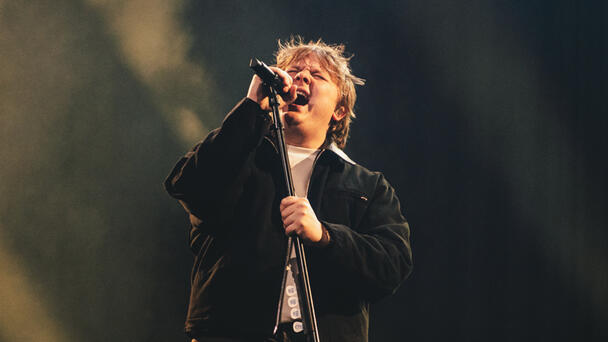 Everything you need to know if you're going to Lewis Capaldi's NZ shows