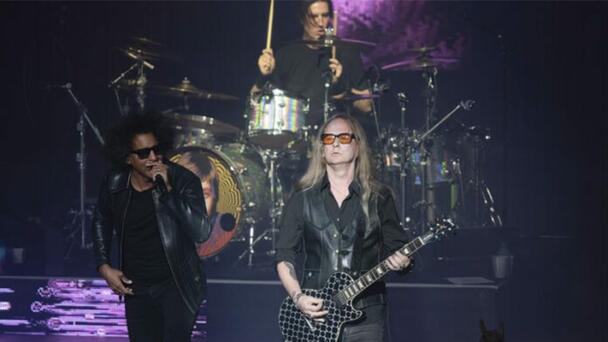 Alice In Chains cancela 1er concierto de su gira por emergencia médica