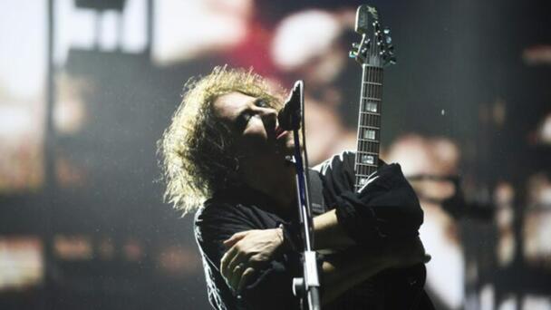The Cure presenta “Mixes of a lost world”