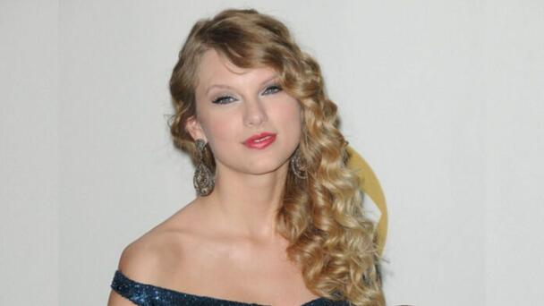 Taylor Swift confirma nueva era: “The life of a showgirl”