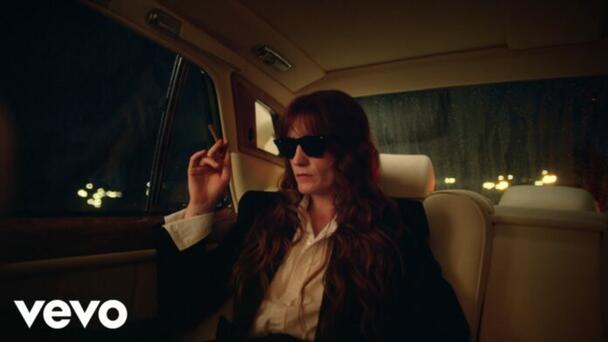 Florence + The Machine presenta “One of the greats” de su próximo álbum, “E