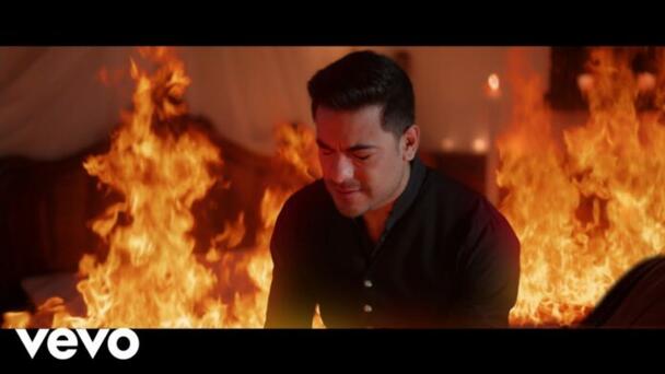 Carlos Rivera presenta una obra de arte mexicano hecho video para su sencil
