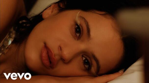 Rosalía y Björk con Yves Tumor presentan “Berghain” con un video… ¡espectac