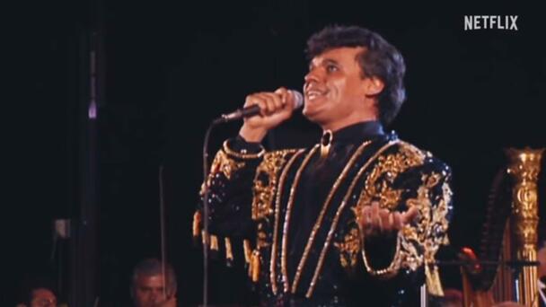 Proyectarán 1er concierto de Juan Gabriel en Bellas Artes en el Zócalo de l