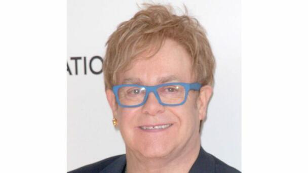 Elton John habla de los desafíos que enfrenta al perder la vista