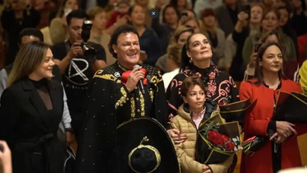 Pedro Fernández le canta Las Mañanitas a la Virgen de Guadalupe en Nuevo Le